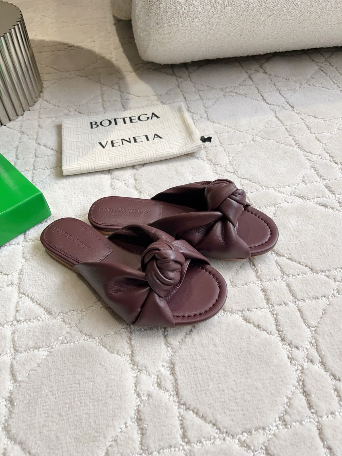 Bottega Veneta Lido Flat Mules – Brown Leather