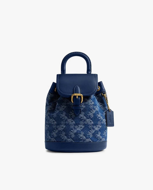 Cuero | Harper Flap Women's Bag with Horse and Carriage Print