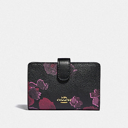 Cuero | Original Medium Corner Zip Wallet In Signature Canvas