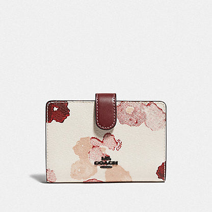 Cuero | Original Medium Corner Zip Wallet In Signature Canvas