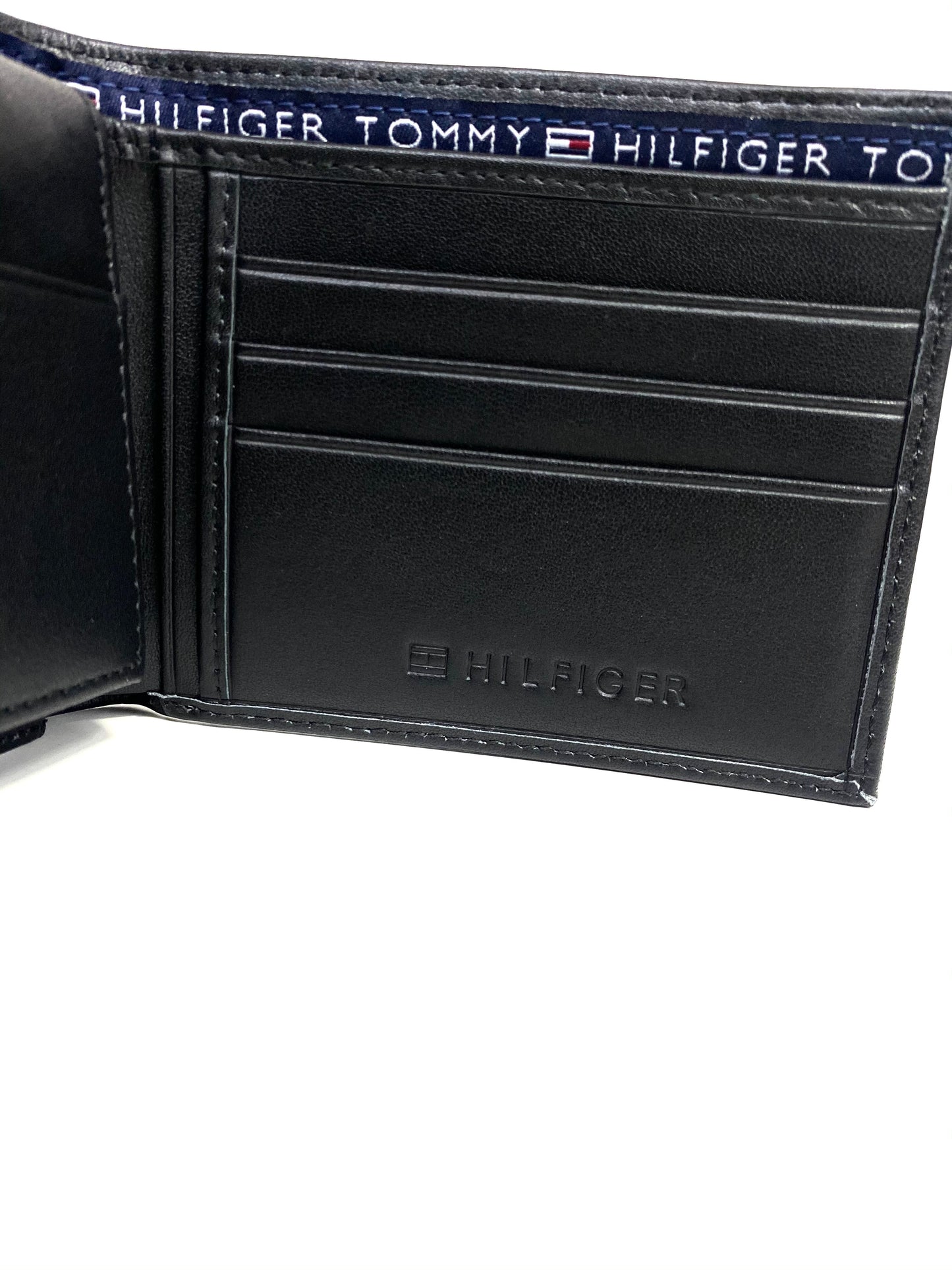 Cuero | 𝐎𝐫𝐢𝐠𝐢𝐧𝐚𝐥 𝐌𝐞𝐧 𝐖𝐚𝐥𝐥𝐞𝐭