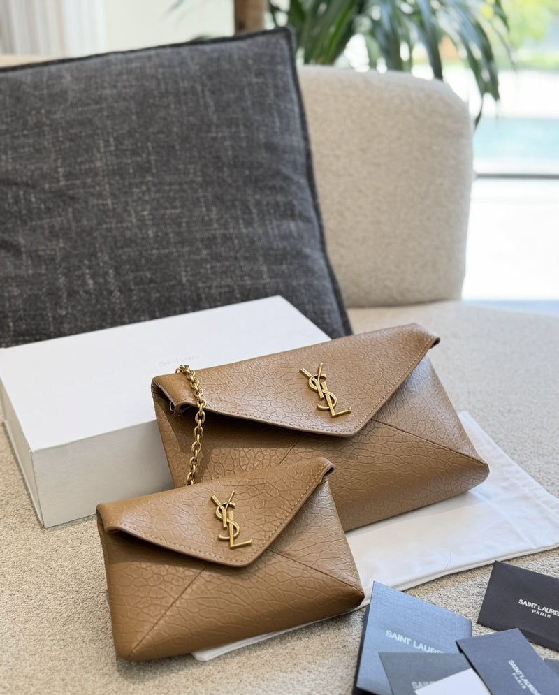 Cuero | Envelope Clutch – Medium