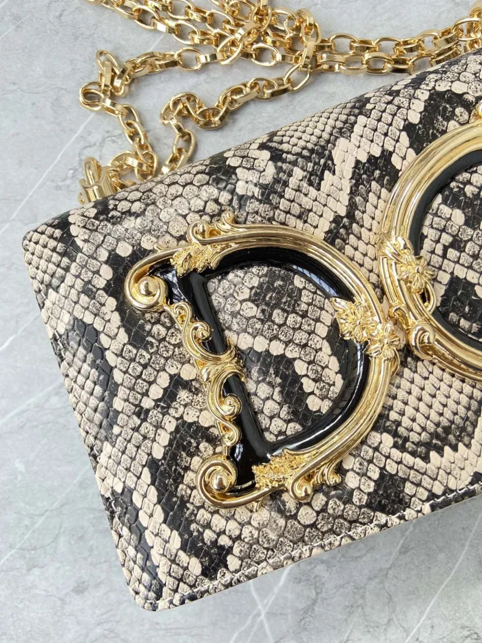 Cuero | Girl's Snake-Embossed Chain Crossbody Bag