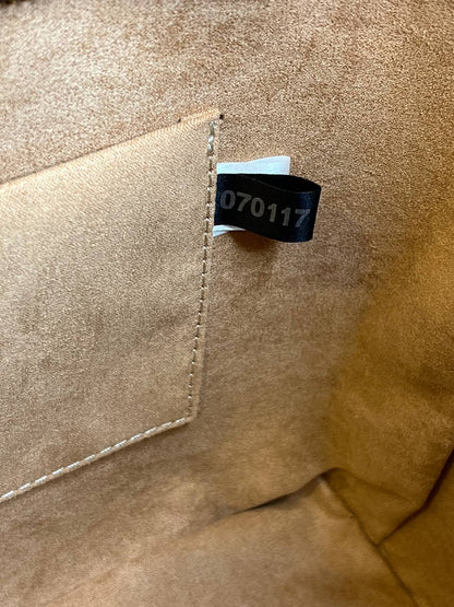 Cuero | 𝐌𝐨𝐧𝐨𝐠𝐫𝐚𝐦 𝐒𝐦𝐚𝐥𝐥 𝐓𝐨𝐭𝐞 𝐁𝐚𝐠