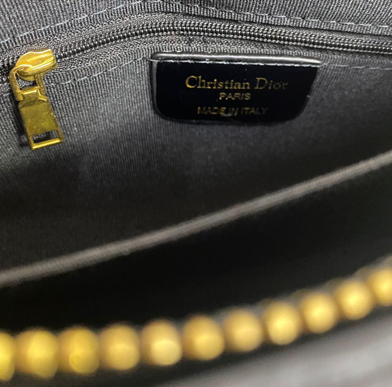Cuero | Crossbody Black Bag