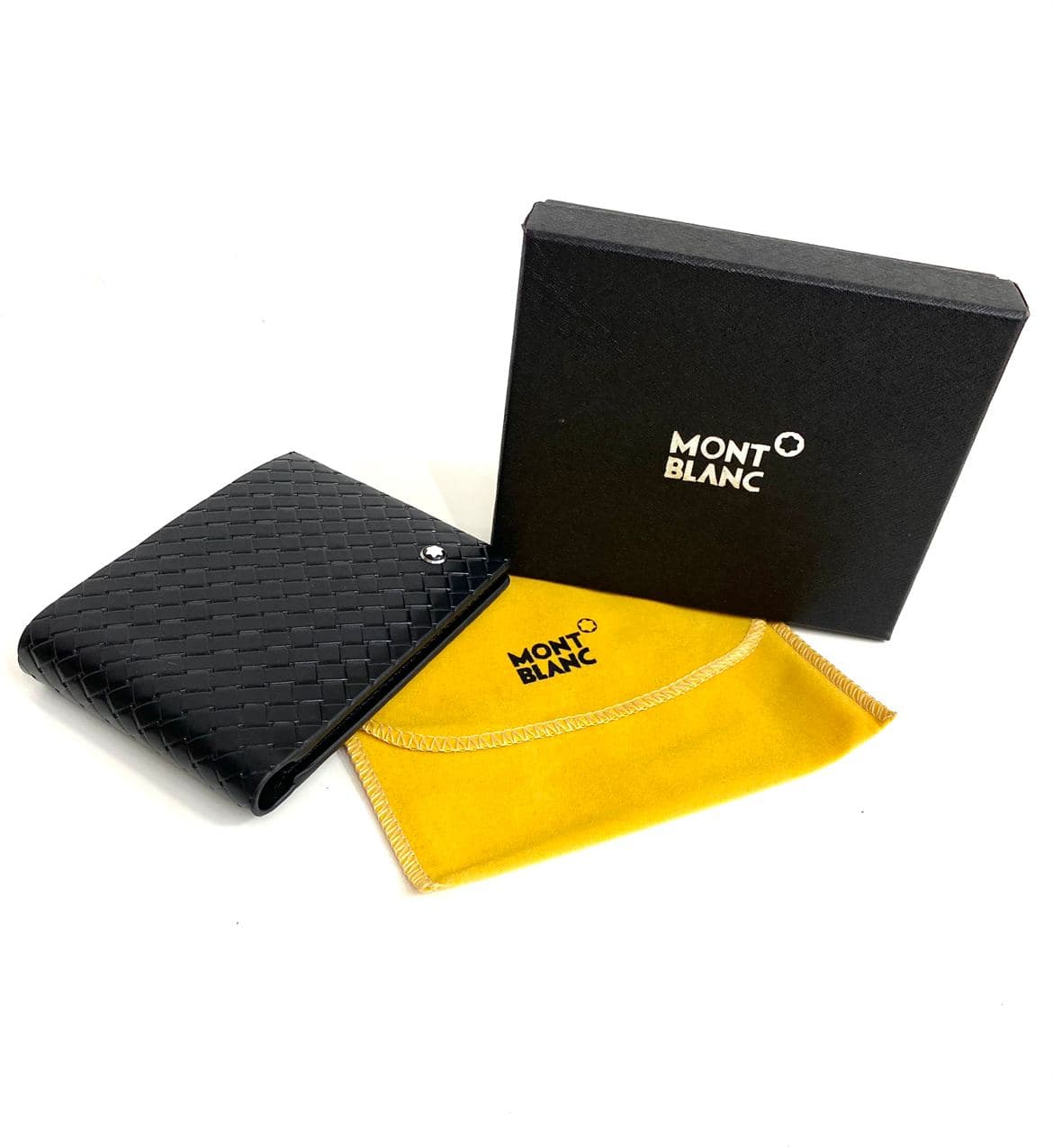 Cuero | 𝐌𝐞𝐧 𝐖𝐚𝐥𝐥𝐞𝐭