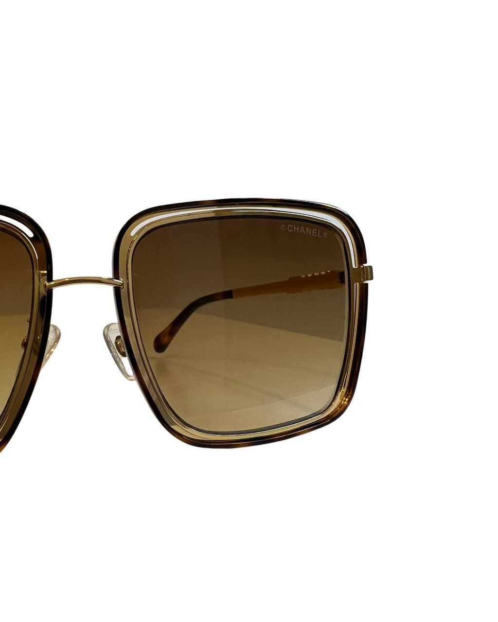 Cuero | 𝐖𝐨𝐦𝐞𝐧 𝐒𝐮𝐧𝐠𝐥𝐚𝐬𝐬𝐞𝐬