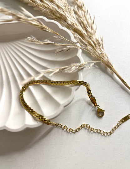 Cuero | Gold Braided Women Bracelet