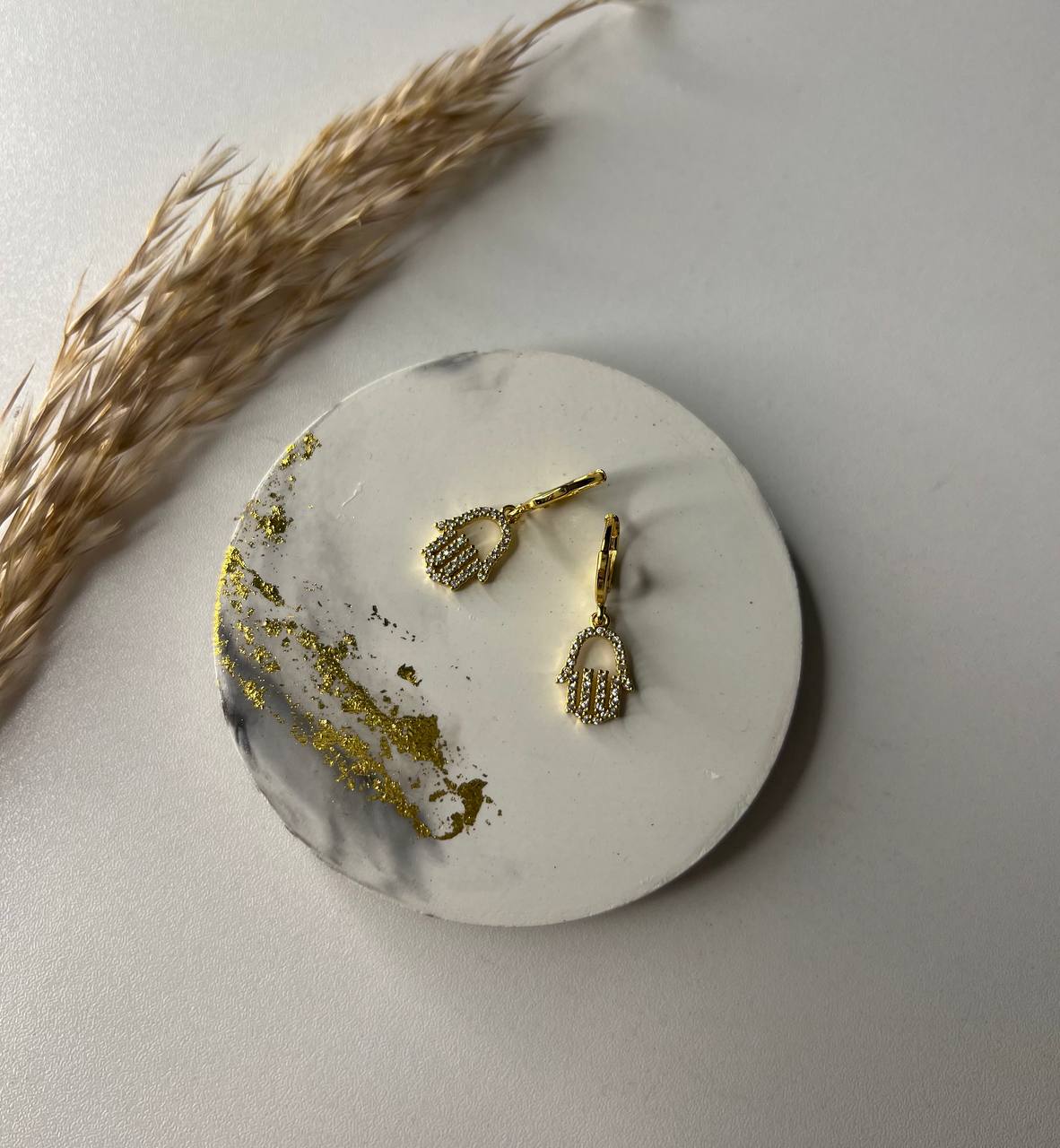 Cuero | Hand Dangle Drop Earrings
