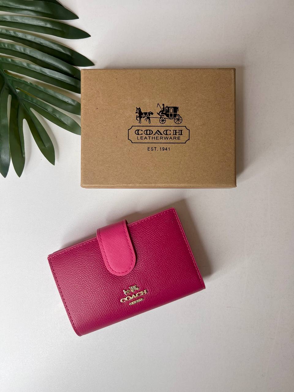 Cuero | Medium Corner Zip Wallet In Signature Canvas