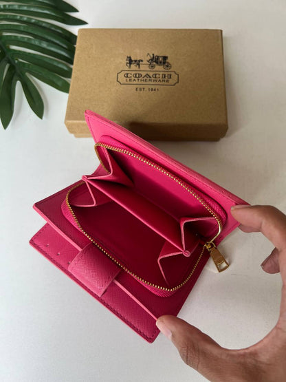 Cuero | Medium Corner Zip Wallet In Signature Canvas