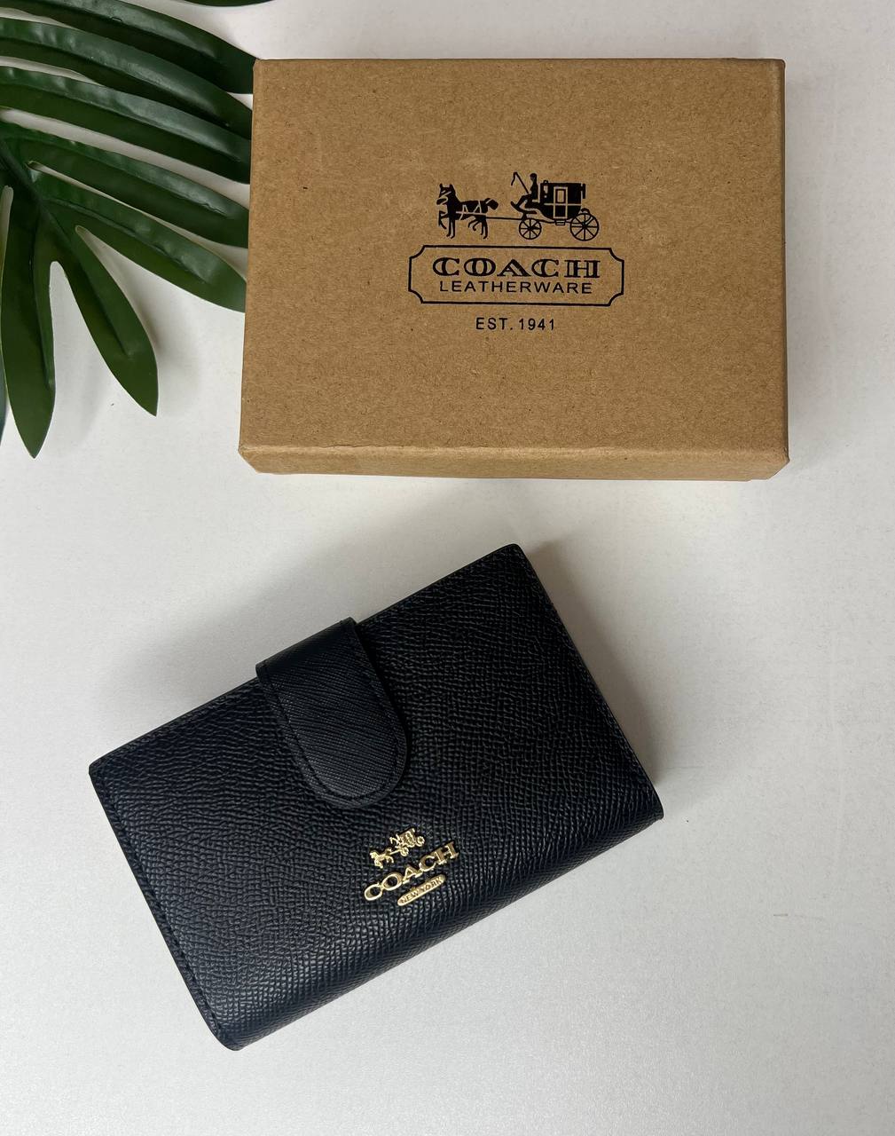 Cuero | Medium Corner Zip Wallet In Signature Canvas
