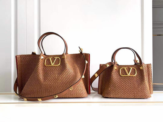 Cuero | Women's Roman Stud Raffia Bag