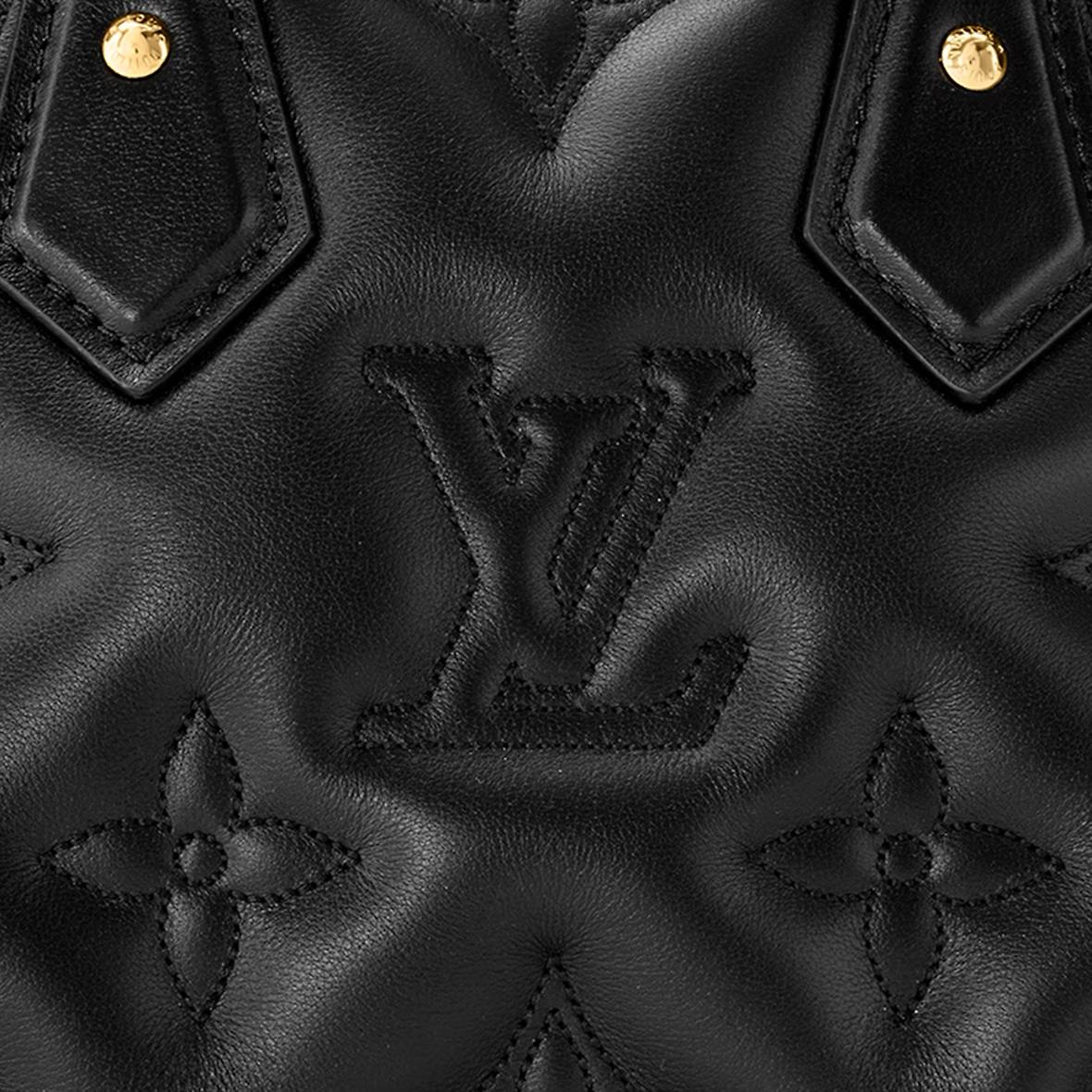 Cuero | VUITTON Banane' bubblegram Alma BB bag with detachable strap & gold metallic hardware