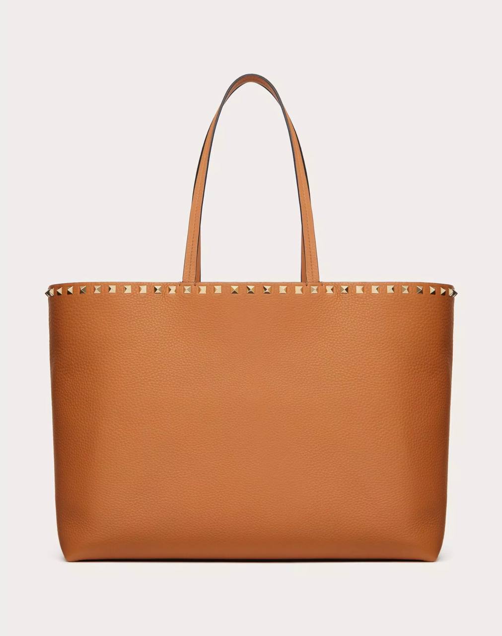 Cuero | Garavani Rockstud tote bag in grainy calfskin leather