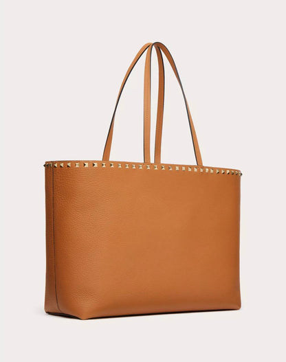 Cuero | Garavani Rockstud tote bag in grainy calfskin leather