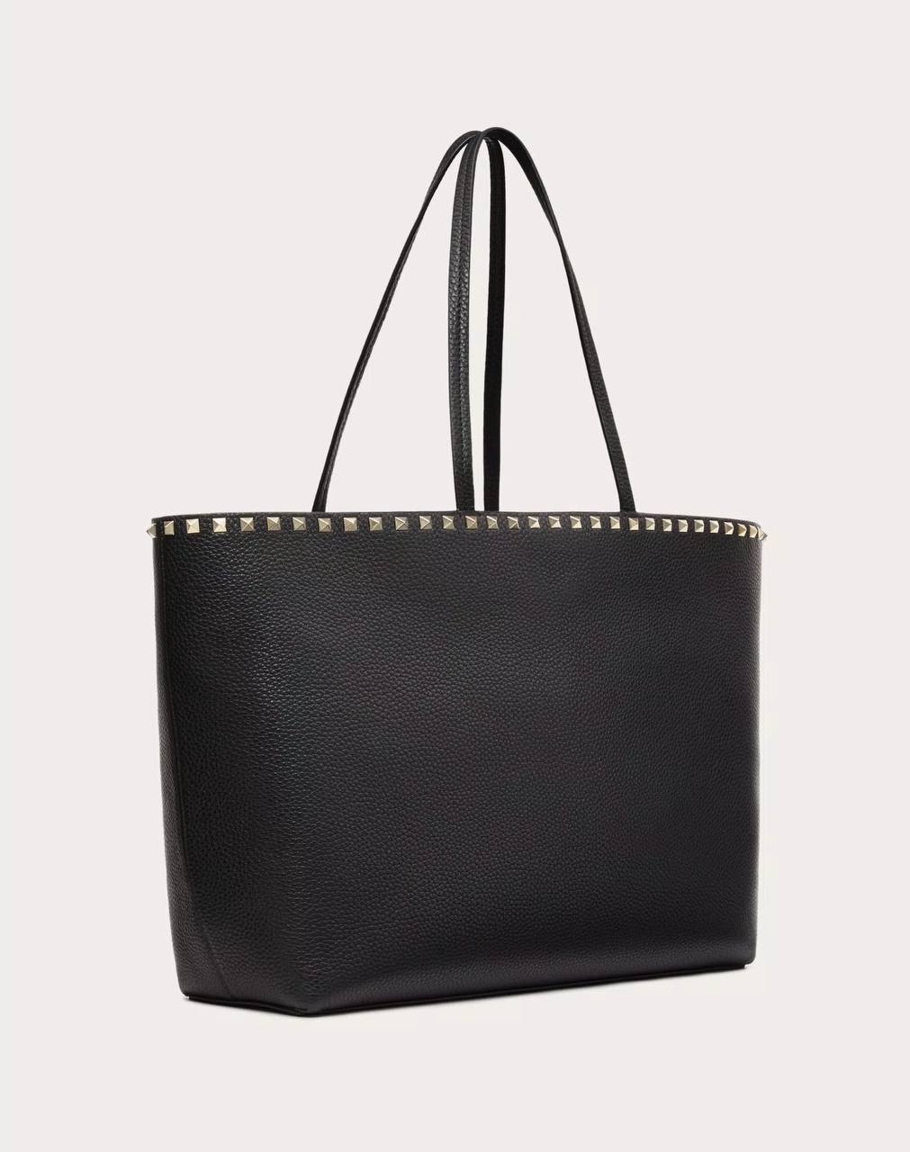 Cuero | Garavani Rockstud tote bag in grainy calfskin leather