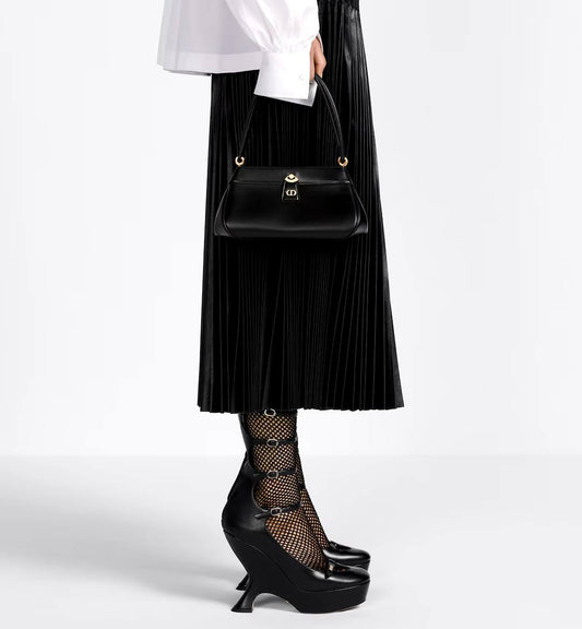 Cuero | SMALL KEY BAG BOX CALFSKIN BLACK