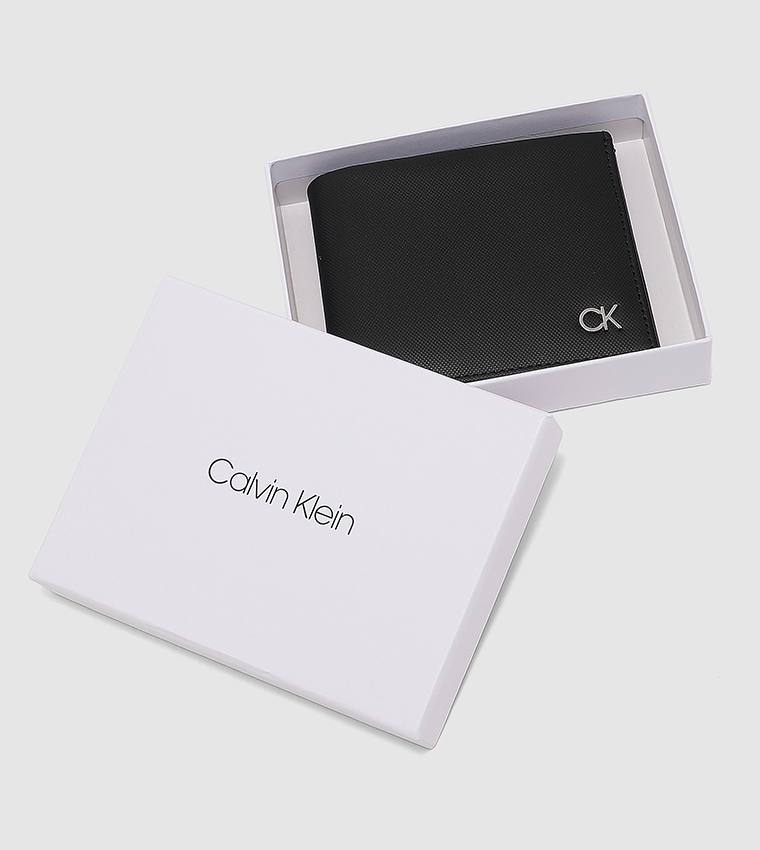Cuero | Elegant Black Leather Wallet