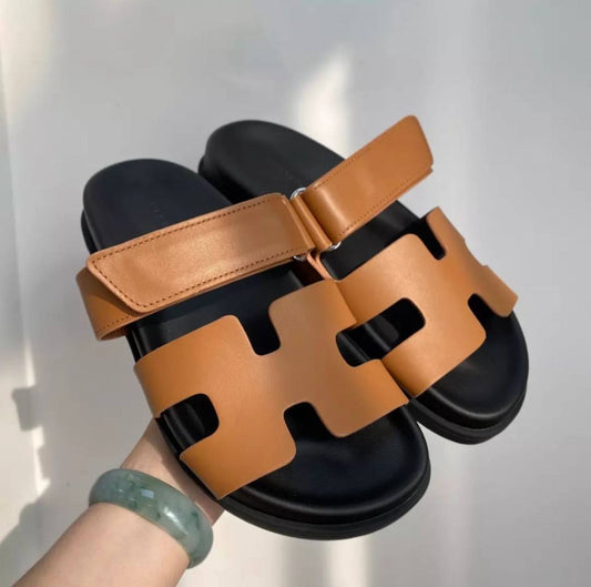 Cuero | Chypre Camel Sandals Slides