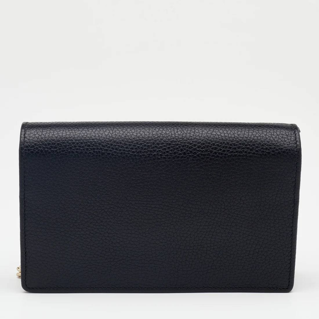 Cuero | Black Pebbled Leather Soho Wallet On Chain