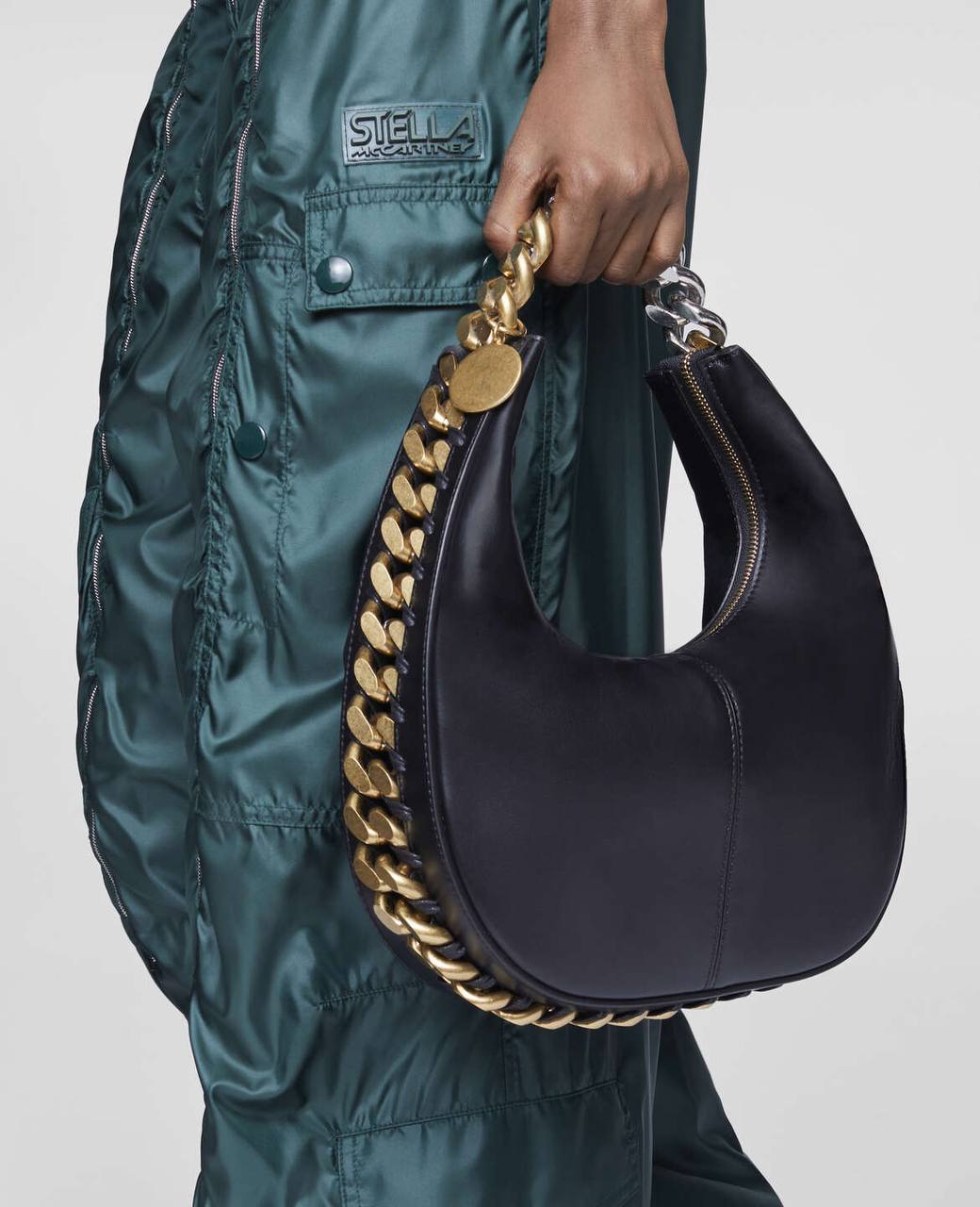 Cuero | Frayme Zipped Shoulder Bag