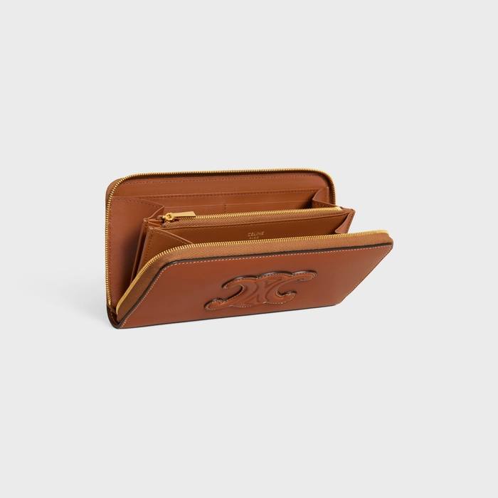 Cuero | LARGE ZIPPED WALLET CUIR TRIOMPHE IN SMOOTH CALFSKIN