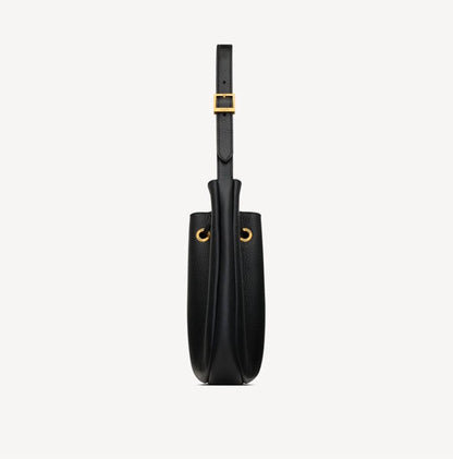 Cuero | Paris VII Small Hobo Bag in Grained Deer Leather