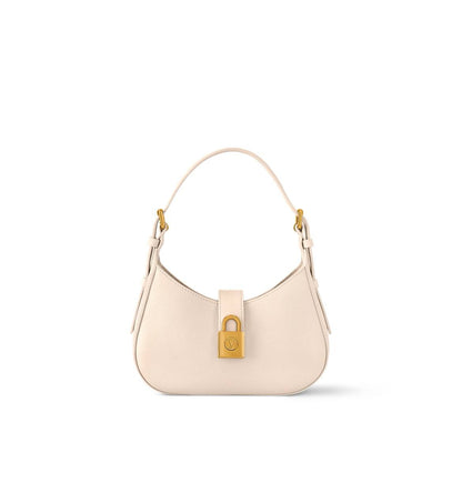 Cuero | Low Key Shoulder Bag