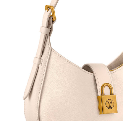 Cuero | Low Key Shoulder Bag