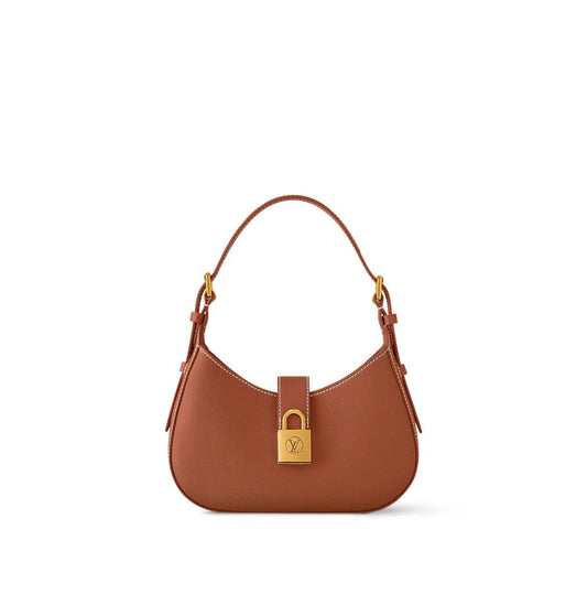 Cuero | Low Key Shoulder Bag