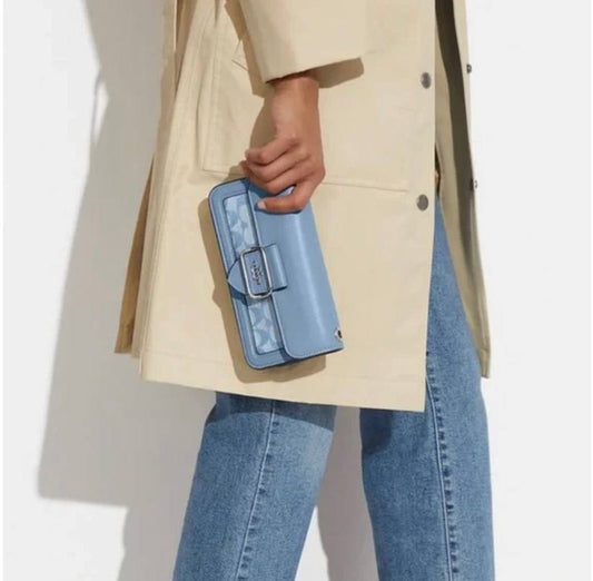 Cuero | Morgan Crossbody In Signature