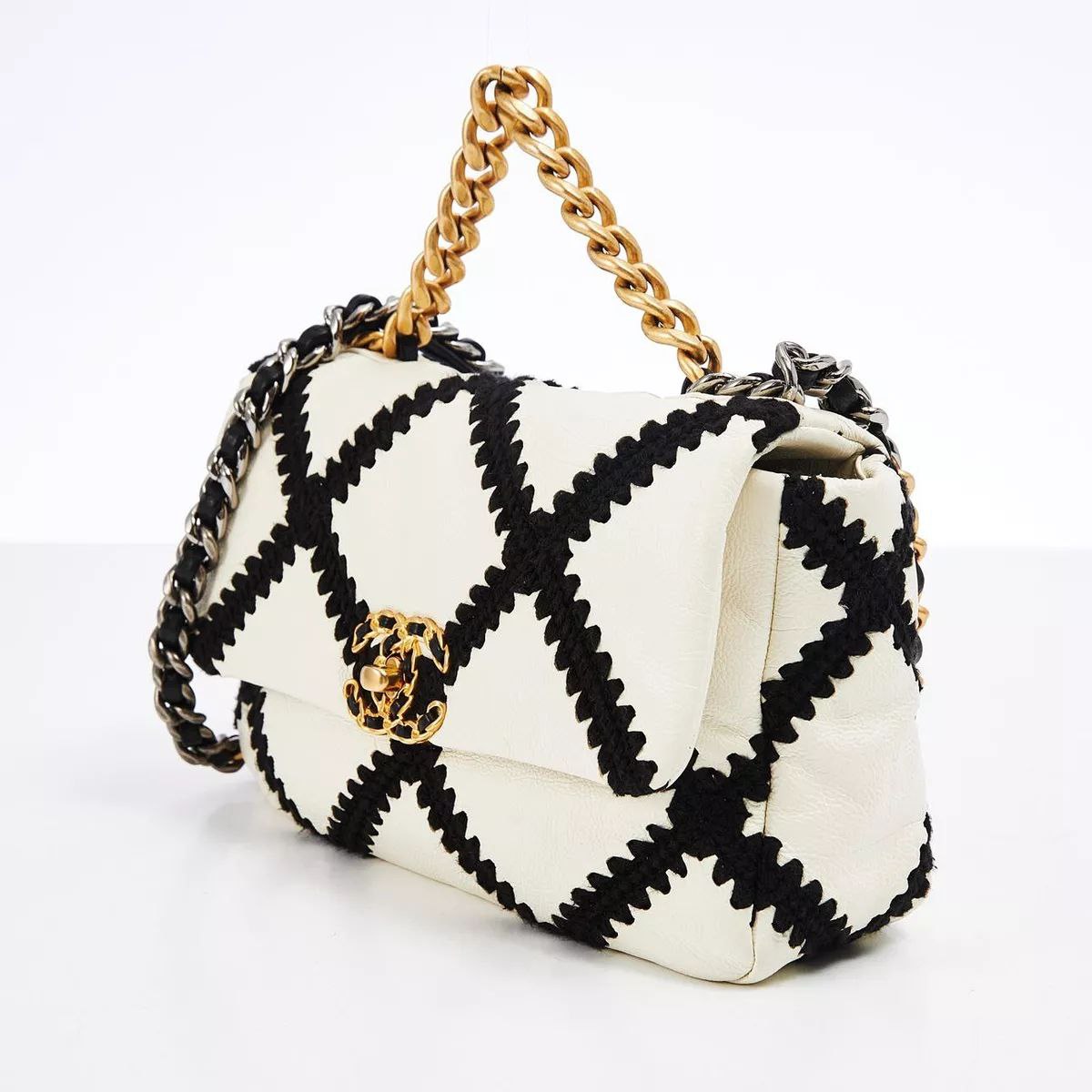 Cuero | White Black Calfskin Crochet Bag