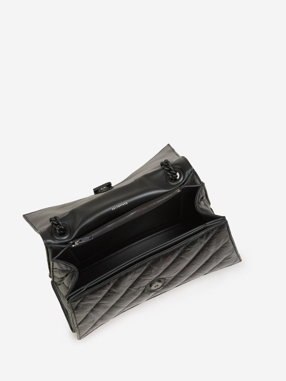 Cuero | Medium Crush Quilted Leather Shoulder Bag