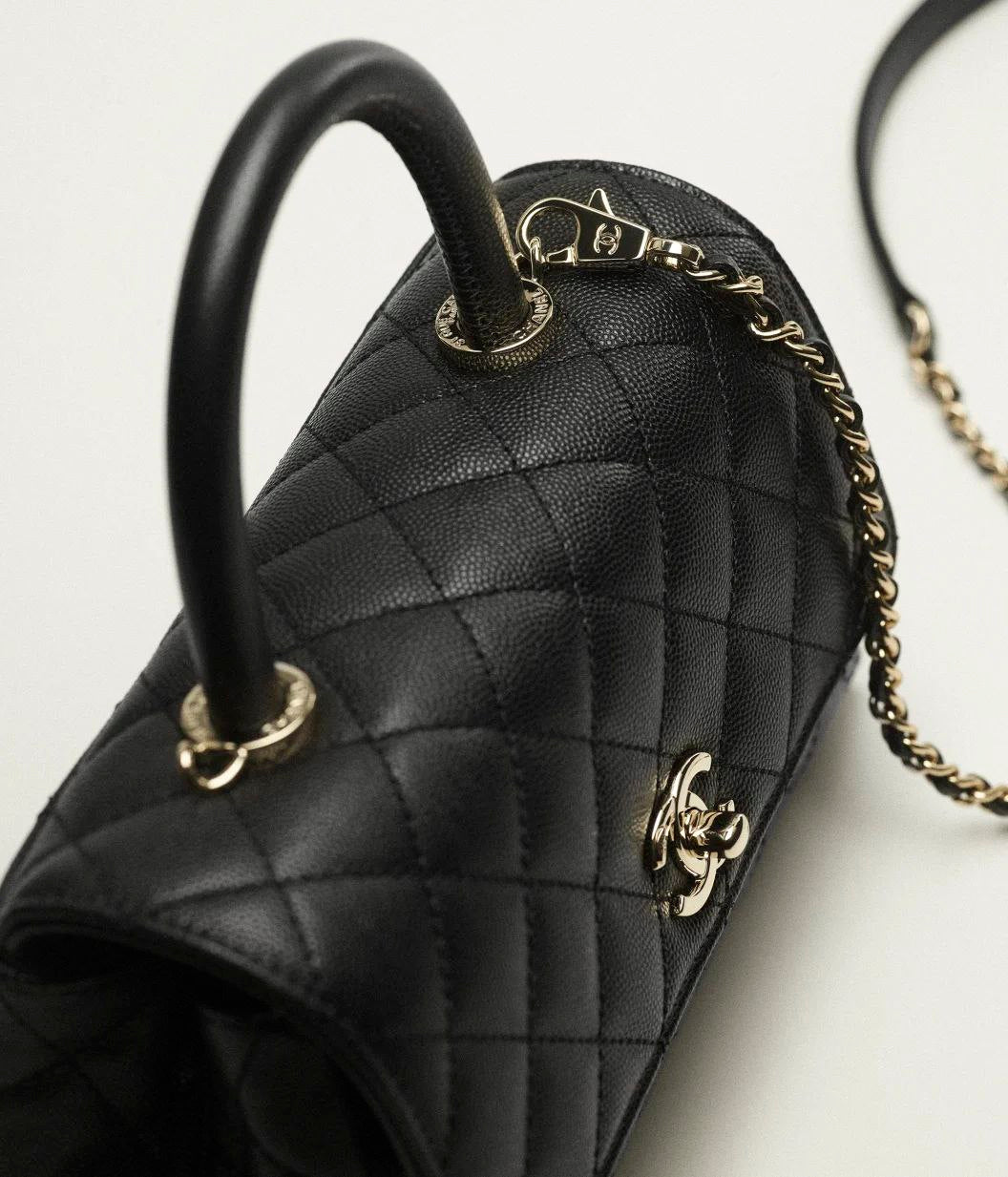 Cuero | Caviar Handle Flap Bag