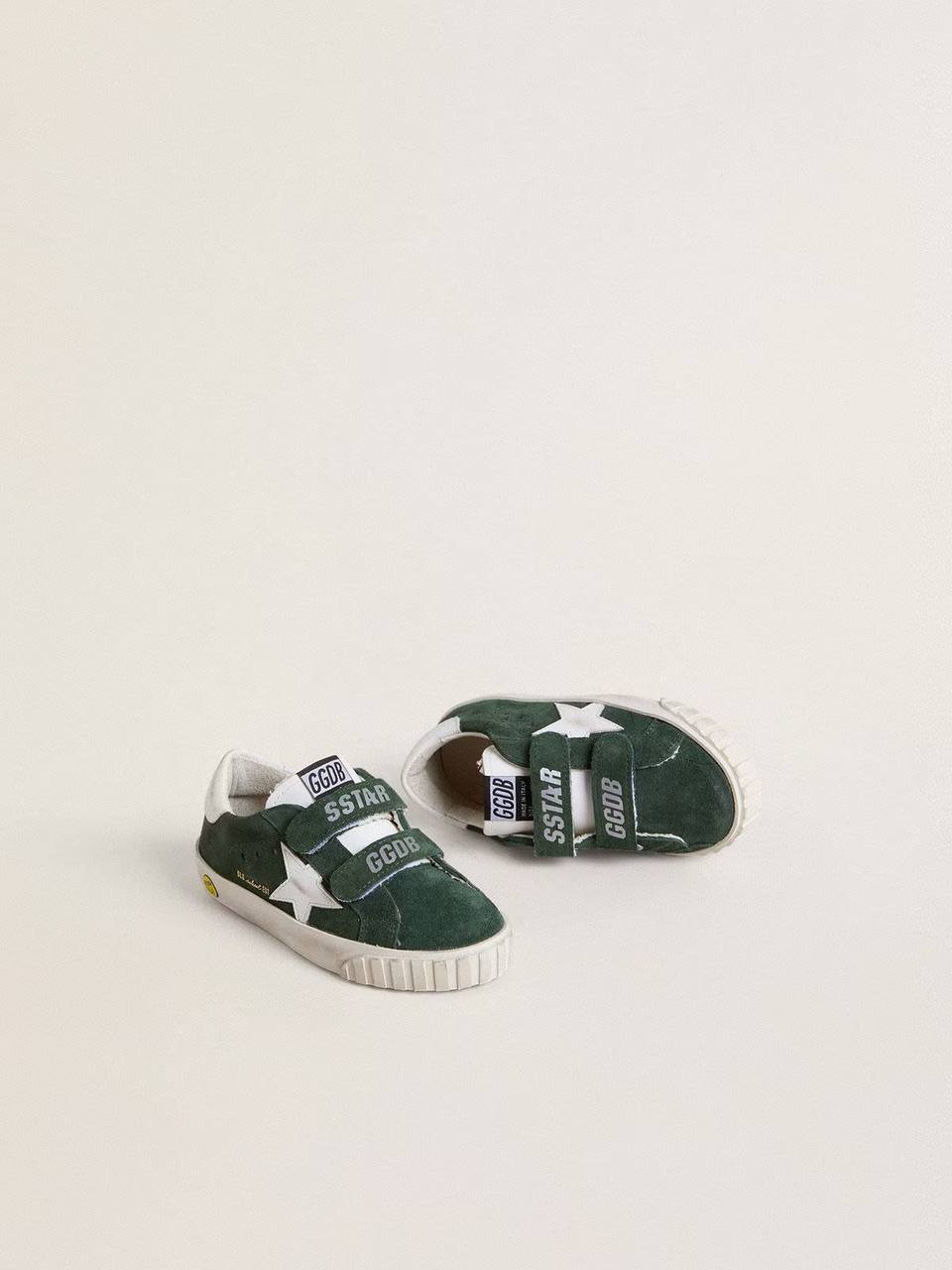 Cuero | Old School Young in green suede with white leather star and heel tab