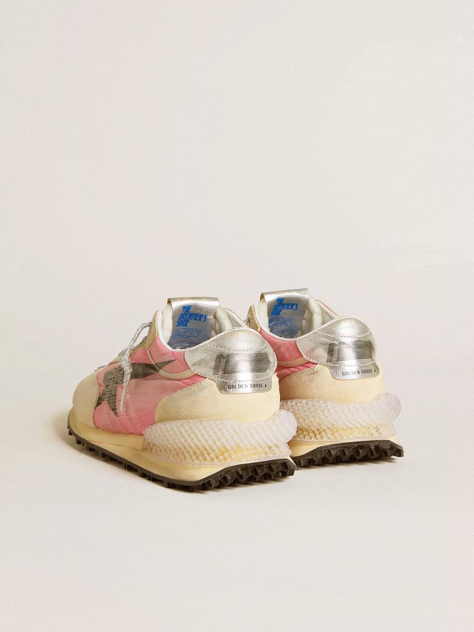 Cuero | Women’s Marathon in pink nylon and gold suede with black printed star