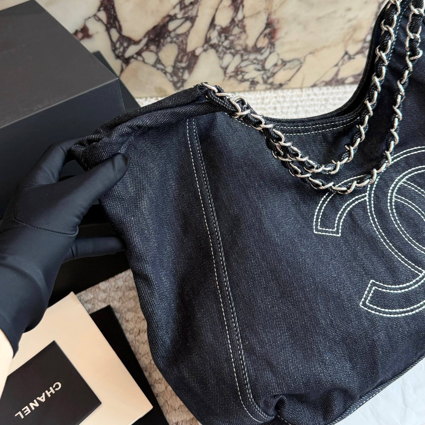 Cuero | Denim Shoulder Tote