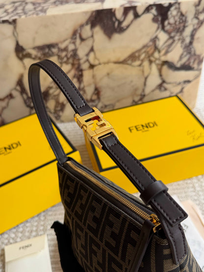 Cuero | Monogram Shoulder Bag
