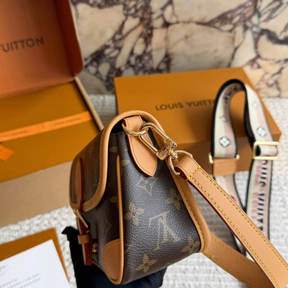 Cuero | Monogram Shoulder Bag