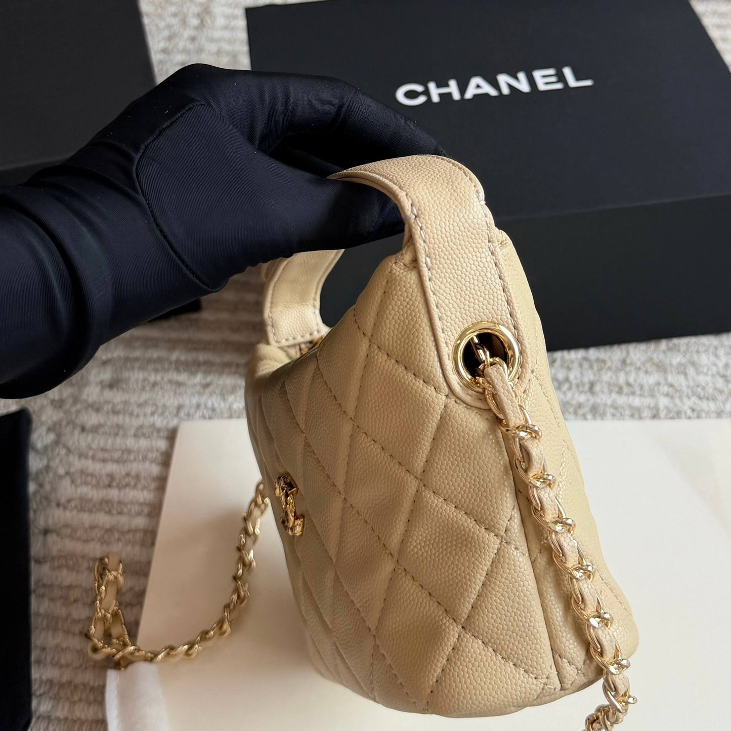 Cuero | Quilted Hobo Bag