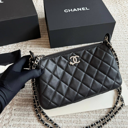 Cuero | Quilted Chain Shoulder Bag