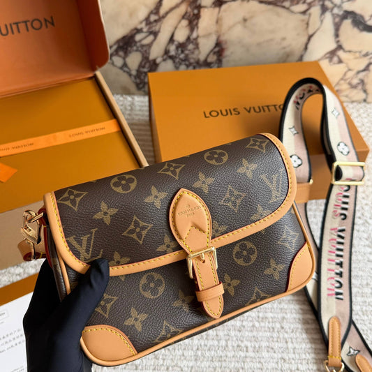 Cuero | Monogram Shoulder Bag