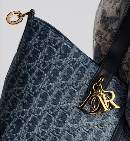 Cuero | Medium Oblique Jacquard Bag Blue Denim